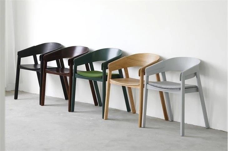 Dark Green Mid Century Chair